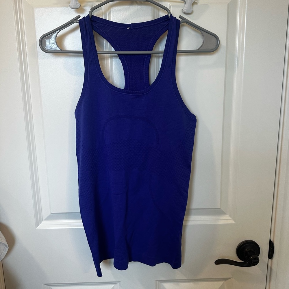 Lululemon swiftly tech racerback tank larkspur size 4